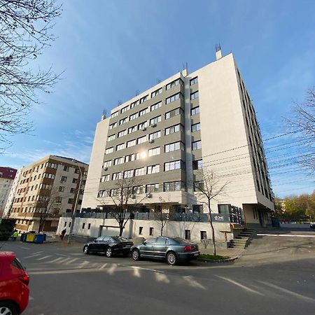 Njunior Apartment 02 Яссы Экстерьер фото