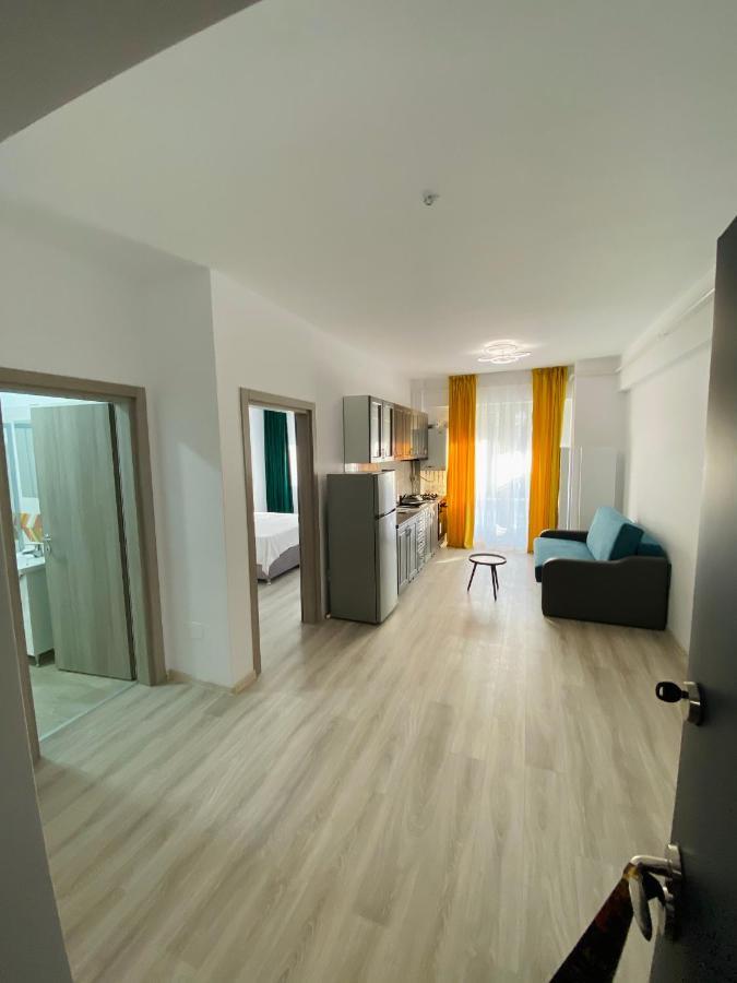 Njunior Apartment 02 Яссы Экстерьер фото